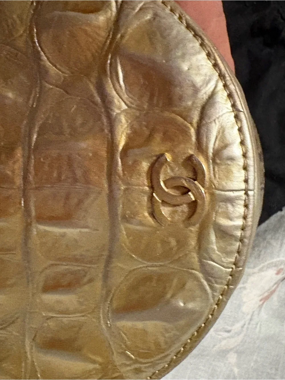 CHANEL Gold Croc-Embossed Round Leather crossbody bag